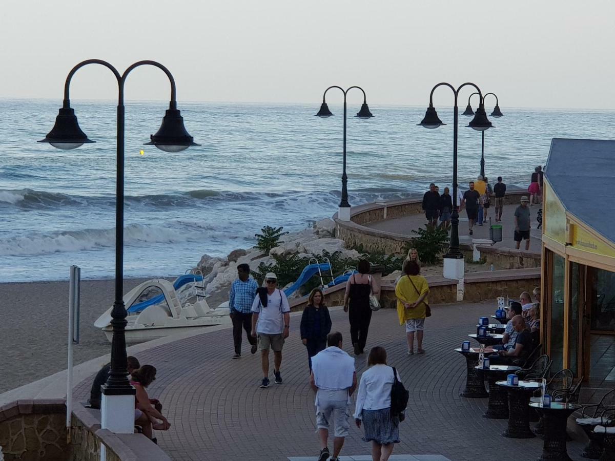 Lujoso Estudio Frontal Al Mar Torremolinos Exterior photo