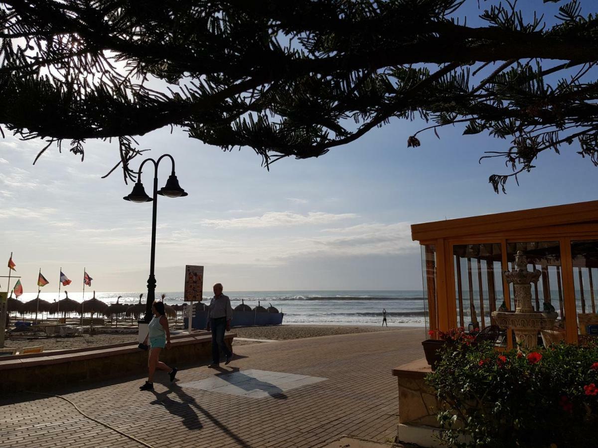 Lujoso Estudio Frontal Al Mar Torremolinos Exterior photo